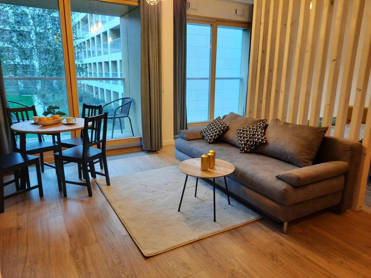 Prestige Apartments Wola Kolejowa Varsovie Extérieur photo