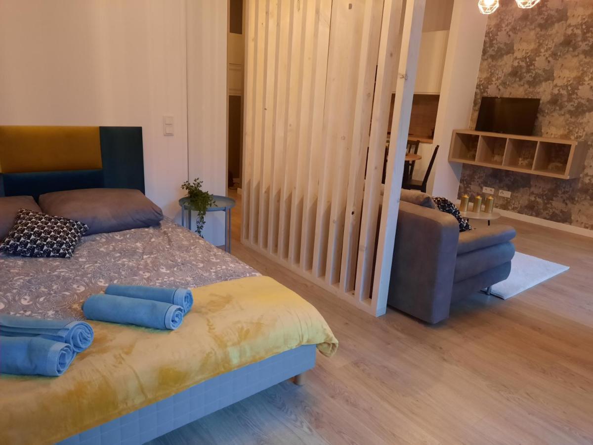 Prestige Apartments Wola Kolejowa Varsovie Extérieur photo