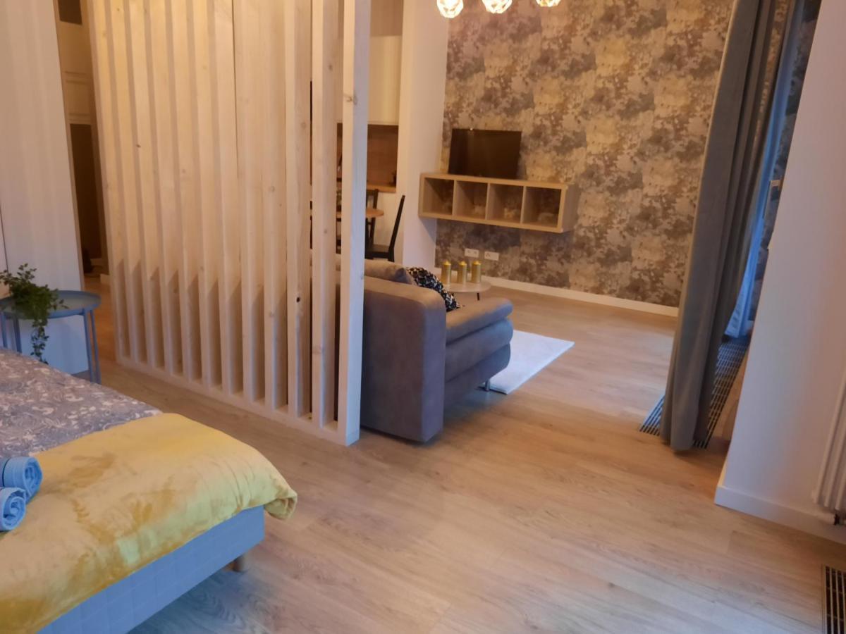 Prestige Apartments Wola Kolejowa Varsovie Extérieur photo