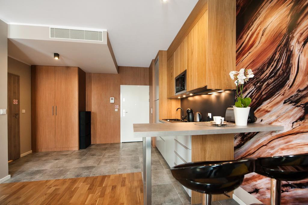 Prestige Apartments Wola Kolejowa Varsovie Chambre photo
