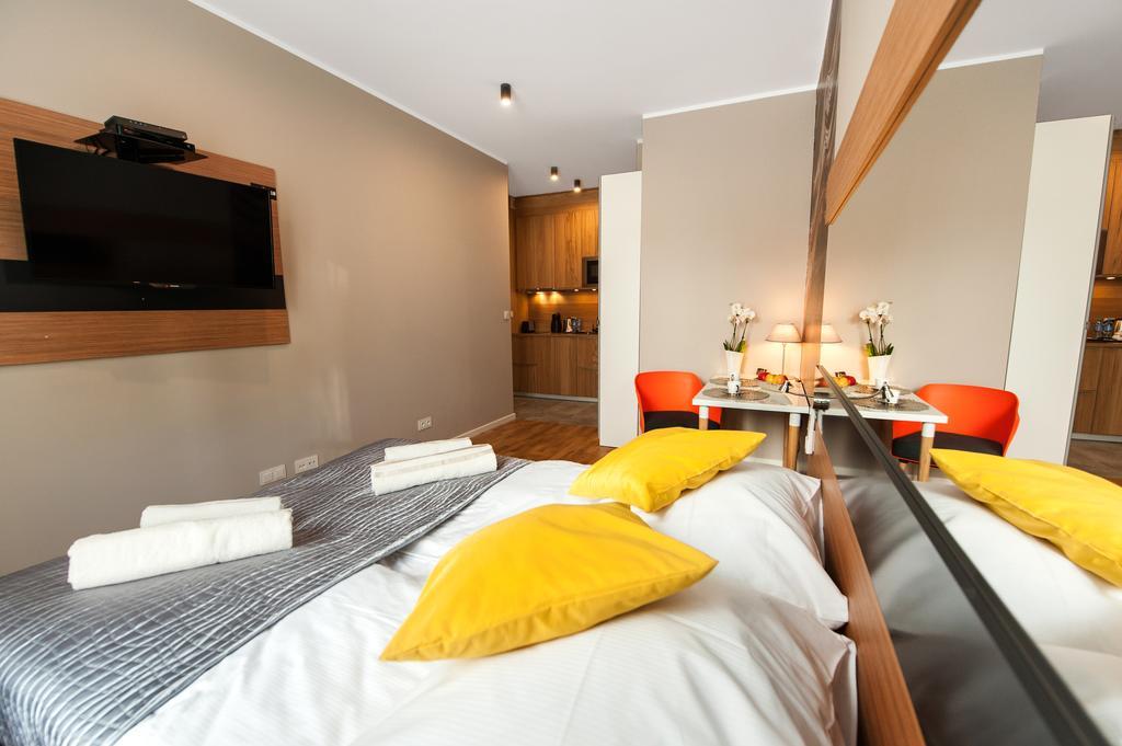 Prestige Apartments Wola Kolejowa Varsovie Chambre photo