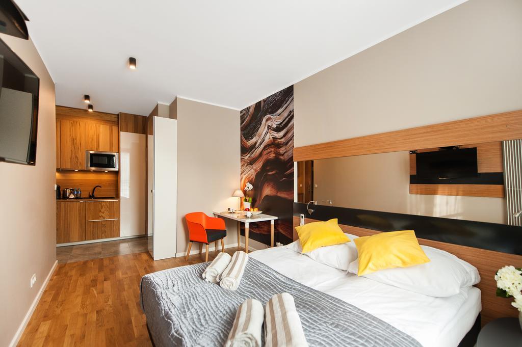 Prestige Apartments Wola Kolejowa Varsovie Chambre photo